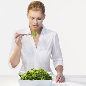 女性养生:9种食物千万绕开 当心越吃越老