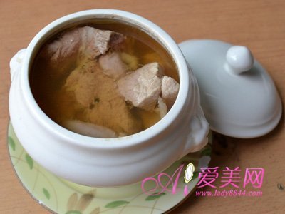 食疗养生:10款美容养颜汤 健康美丽喝出来