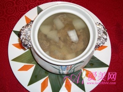 食疗养生:10款美容养颜汤 健康美丽喝出来