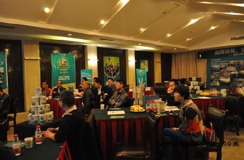 新西兰高端奶粉品牌Fernbaby斐婴宝招商会场面火爆